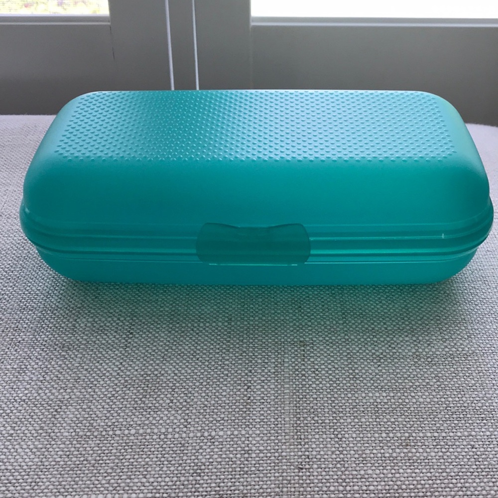 Tupperware Container